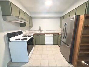 1513 SE Ash St in Portland, OR - Building Photo - Building Photo