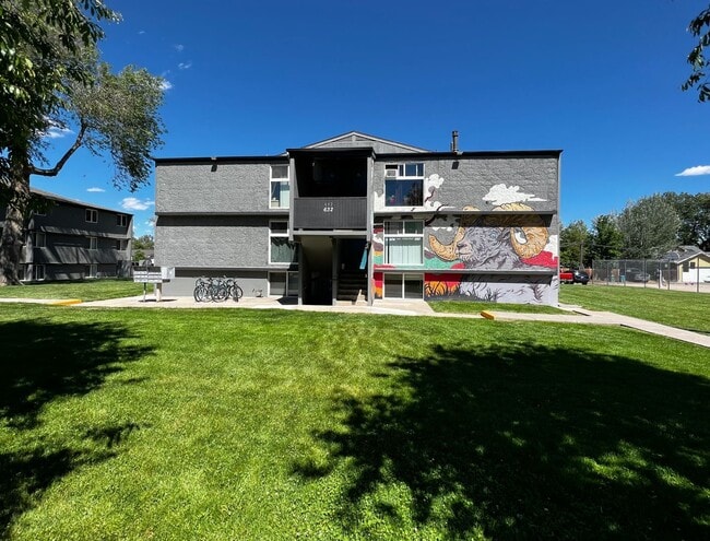 property at 632 N Shields St