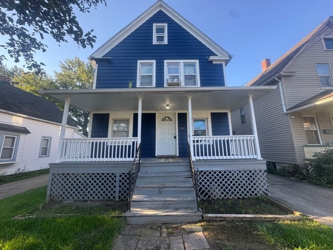 property at 2807 Roanoke Ave