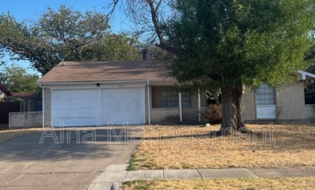 property at 435 Kelly Ct