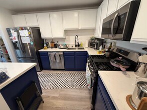 740 N Orlando in West Hollywood, CA - Foto de edificio - Building Photo