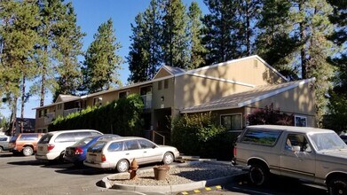 906 W 2nd St in Cle Elum, WA - Building Photo - Building Photo