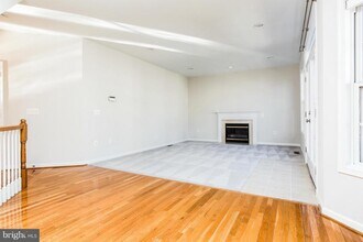 8238 2nd Ave in Vienna, VA - Building Photo - Building Photo