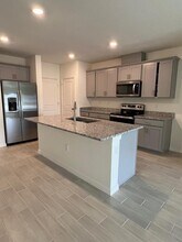 1632 Mirabella Cir in Davenport, FL - Building Photo - Building Photo