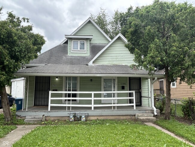 property at 1759 Howard St