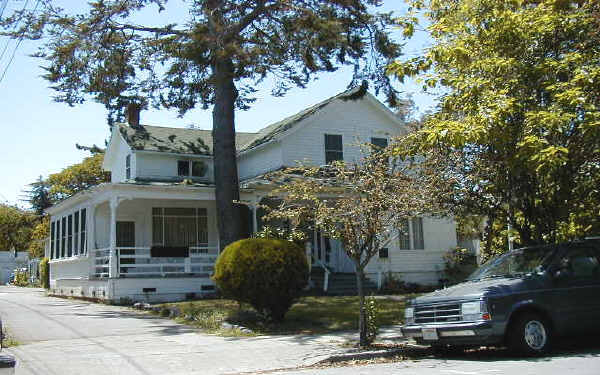 44 6th St in Petaluma, CA - Building Photo - Building Photo