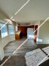 4909 Overland St NE in Albuquerque, NM - Building Photo - Building Photo