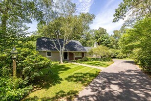 171 Silver St in North Granby, CT - Building Photo