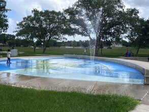 4034 Curly Oaks Dr in Houston, TX - Building Photo - Building Photo