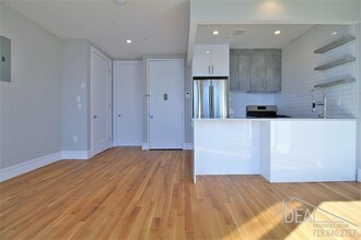 159 Hart St-Unit -3F in Brooklyn, NY - Building Photo - Building Photo