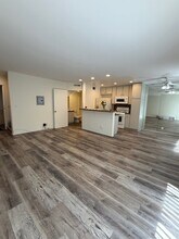 4322 Matilija Ave, Unit 4 in Los Angeles, CA - Building Photo - Building Photo