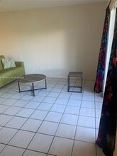 10009 Winding Lake Rd in Sunrise, FL - Building Photo - Building Photo