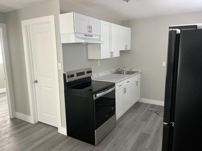 property at 926 NW 17th Ave