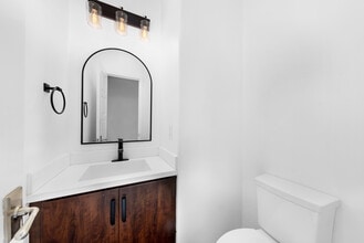 2255 Indus Way in San Marcos, CA - Building Photo - Building Photo