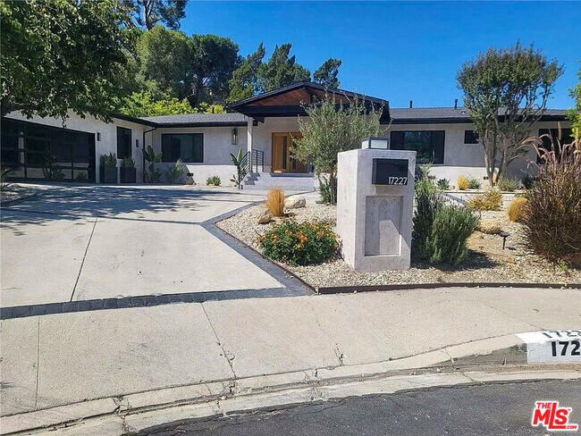 17227 Benner Pl in Los Angeles, CA - Building Photo - Building Photo