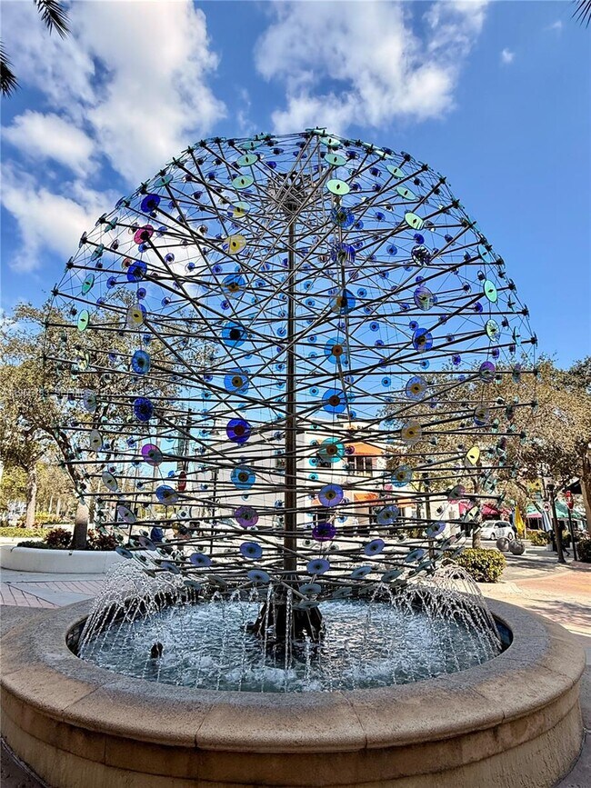 610 Clematis St in West Palm Beach, FL - Foto de edificio - Building Photo