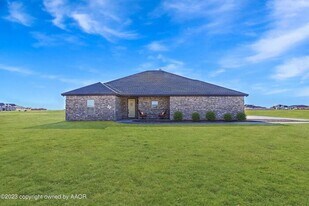18401 Bradley Ln in Amarillo, TX - Building Photo