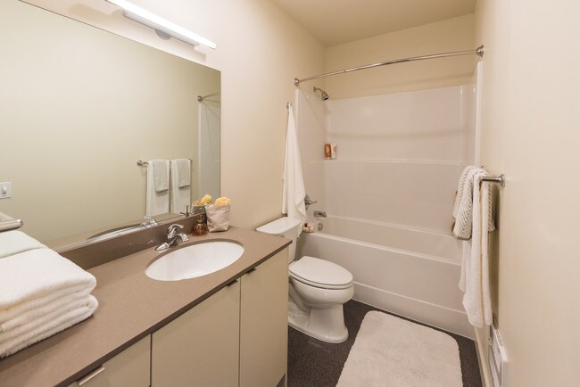 Reverb in Seattle, WA - Building Photo - Building Photo