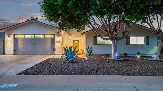 property at 2530 N 68th Pl