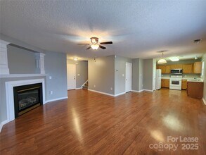 6830 Babbling Brook Ln in Concord, NC - Building Photo - Building Photo