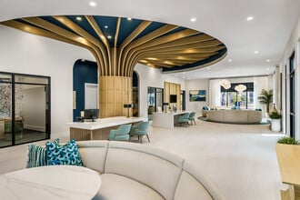 Verve in Wesley Chapel, FL - Foto de edificio - Building Photo