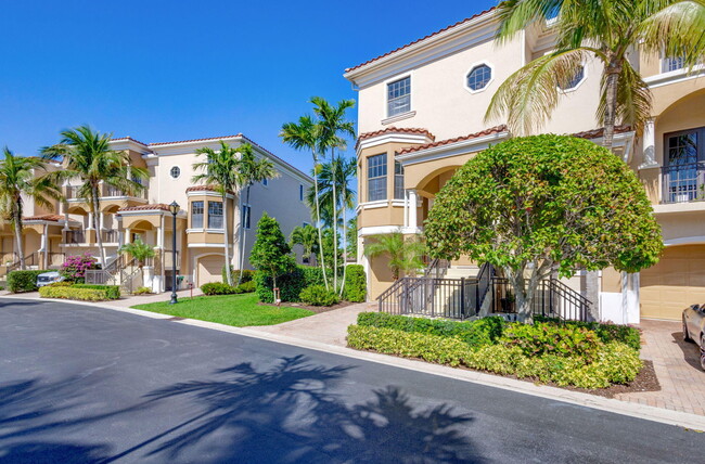 301 del Sol Cir in Jupiter, FL - Foto de edificio - Building Photo