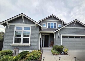 1744 S Blanchard Lp in East Wenatchee, WA - Building Photo
