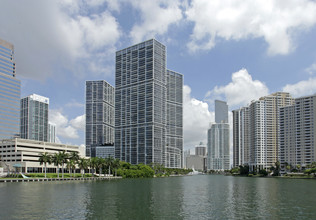 Icon Brickell in Miami, FL - Building Photo - Building Photo