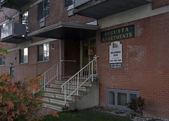 Augusta Apartments in Ottawa, ON - Building Photo - Building Photo