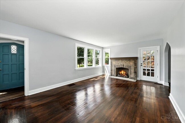 1810 Berkley Ave, Unit 1st Floor in Cincinnati, OH - Building Photo - Building Photo