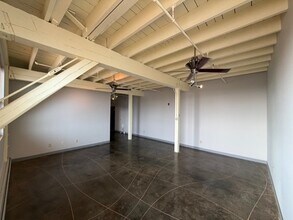 18 Park St, Unit 406 in Saco, ME - Building Photo - Building Photo