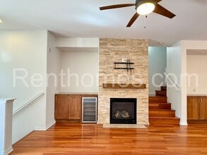 8926 Spectrum Center Blvd in San Diego, CA - Building Photo - Building Photo