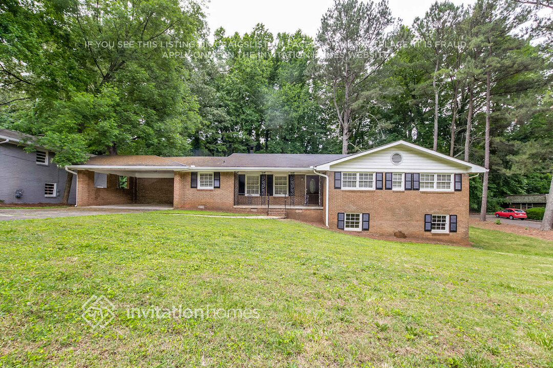 4053 Spring Meadow Rd in Tucker, GA - Building Photo