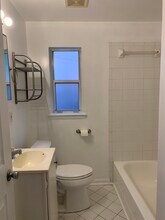 2554 Ernest St, Unit 2554 in Jacksonville, FL - Foto de edificio - Building Photo