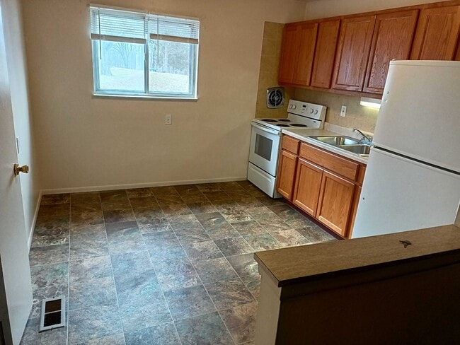 1545 W Main St, Unit 1545 - H in Festus, MO - Foto de edificio - Building Photo