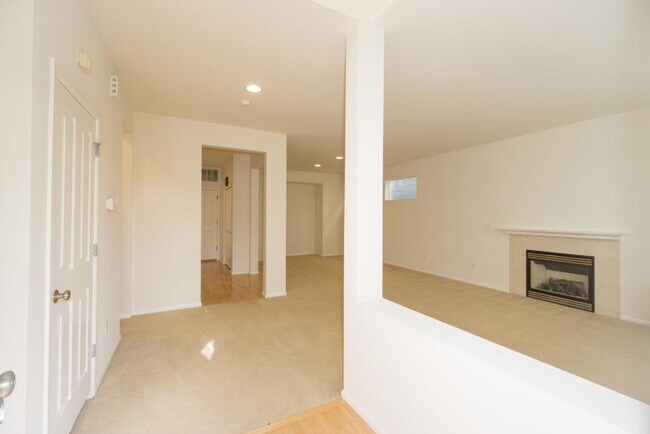 16878 Woodside Dr SE in Renton, WA - Building Photo - Building Photo