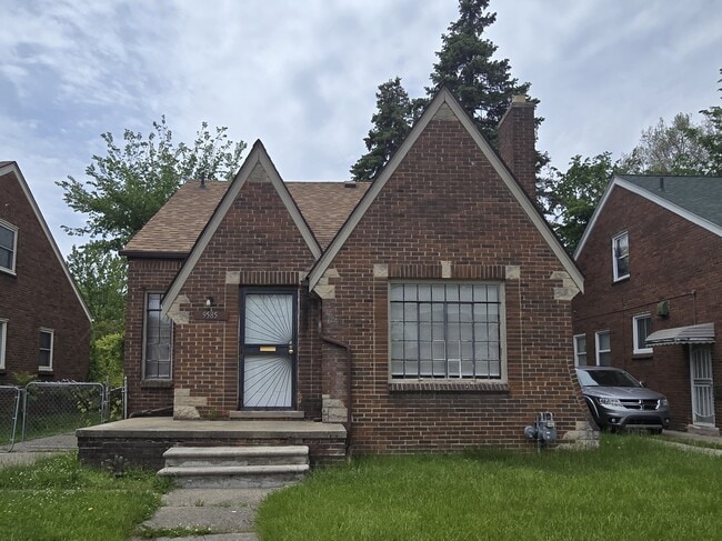 property at 9585 Robson St