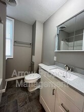 445 N 25th St in Lincoln, NE - Building Photo - Building Photo