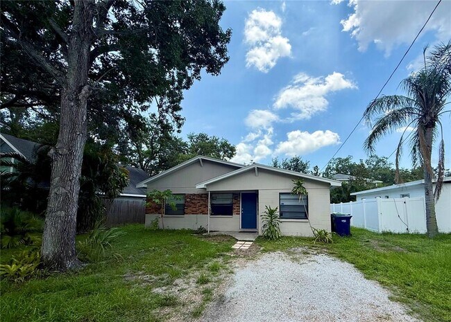 property at 3414 W Oakellar Ave