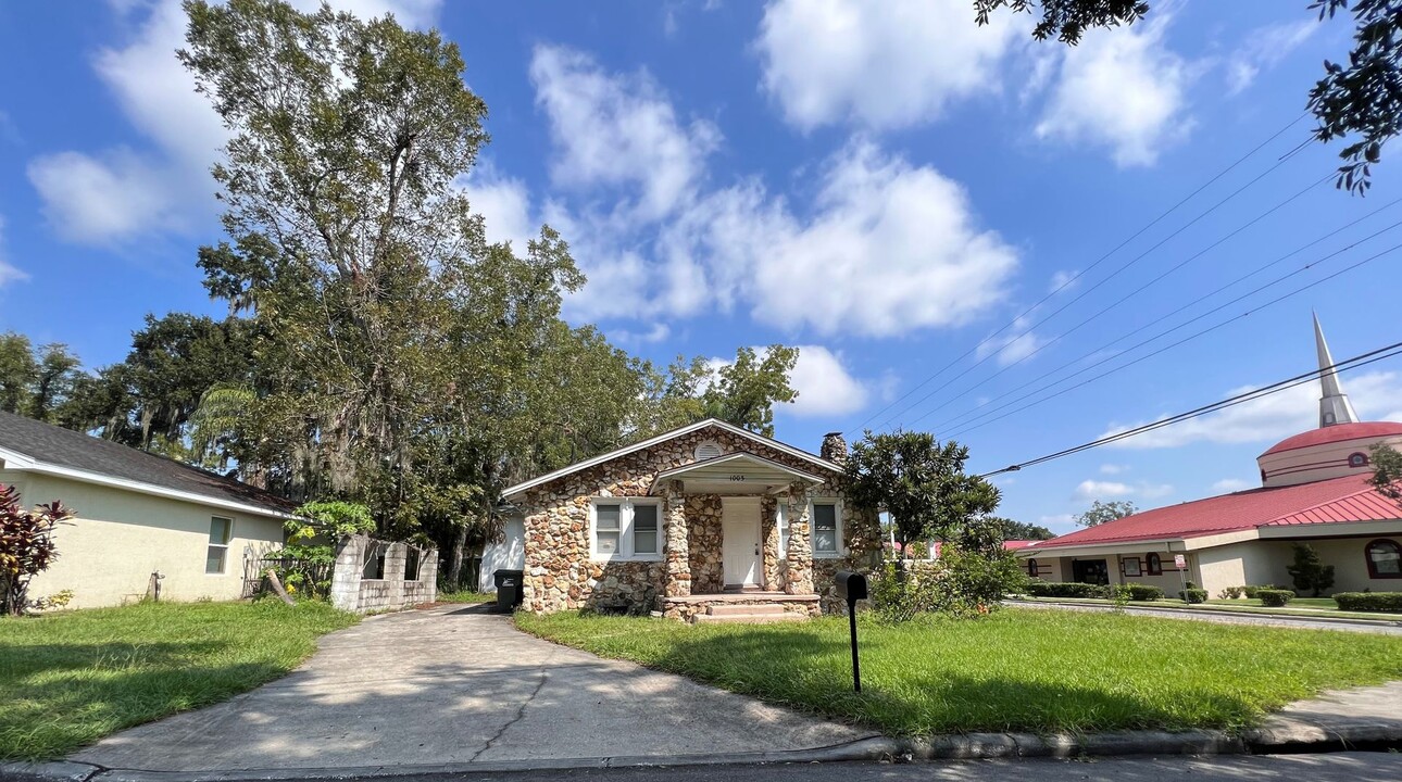 1003 W 8th St in Lakeland, FL - Building Photo