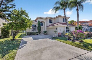 7306 Spinnaker Bay Dr in Greenacres, FL - Building Photo