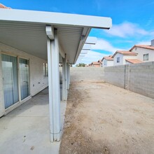 2968 Pay Less Ct in Las Vegas, NV - Building Photo - Building Photo