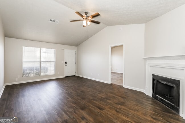 9430 Sleepy Hollow Ln in Jonesboro, GA - Building Photo - Building Photo