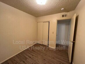 117 E Ellery Ave in Flagstaff, AZ - Building Photo - Building Photo