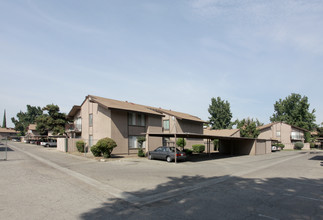 Buena Fortuna Village in Visalia, CA - Building Photo - Building Photo