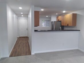 26205 116th Ave SE, Unit Aspen Grove Condo #A104 in Kent, WA - Foto de edificio - Building Photo