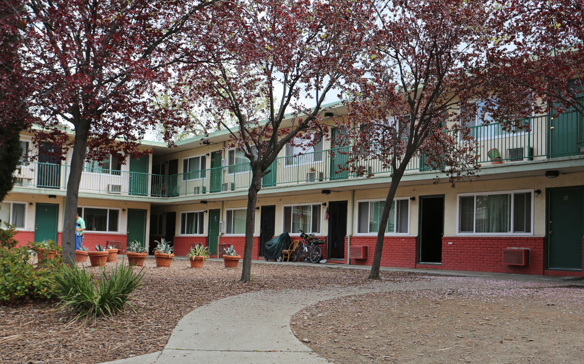 Riley Court in Concord, CA - Building Photo