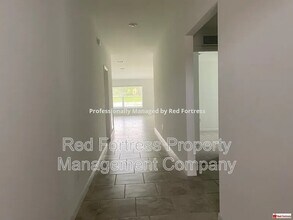4215 Villa Rapallo Way in North Fort Myers, FL - Building Photo - Building Photo
