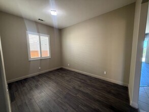 955 Romneya Ln in Orcutt, CA - Building Photo - Building Photo