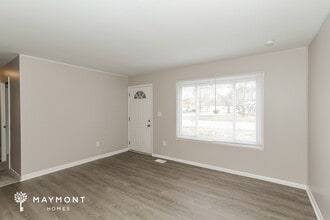 4829 Weber Dr in Hamilton, OH - Building Photo - Building Photo